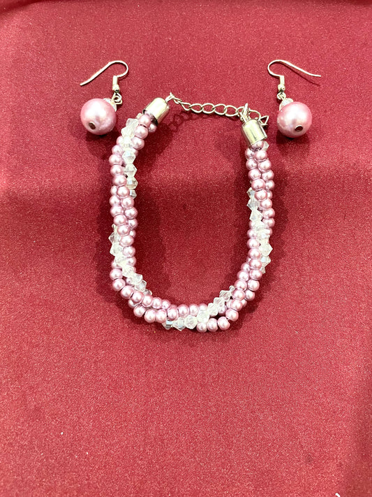 Pearl beads bracelet with earring for all ages in Baby Pink